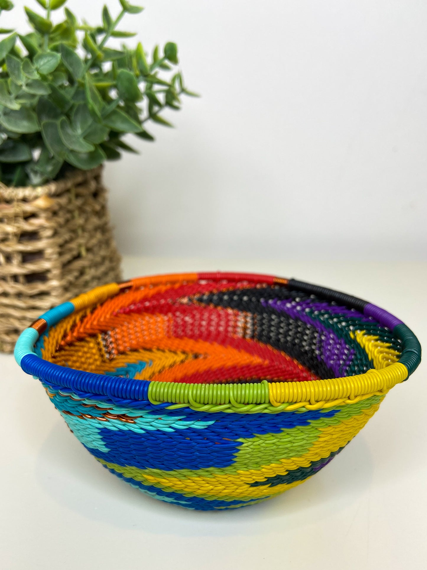 Small Triangle Bowl - Full Rainbow