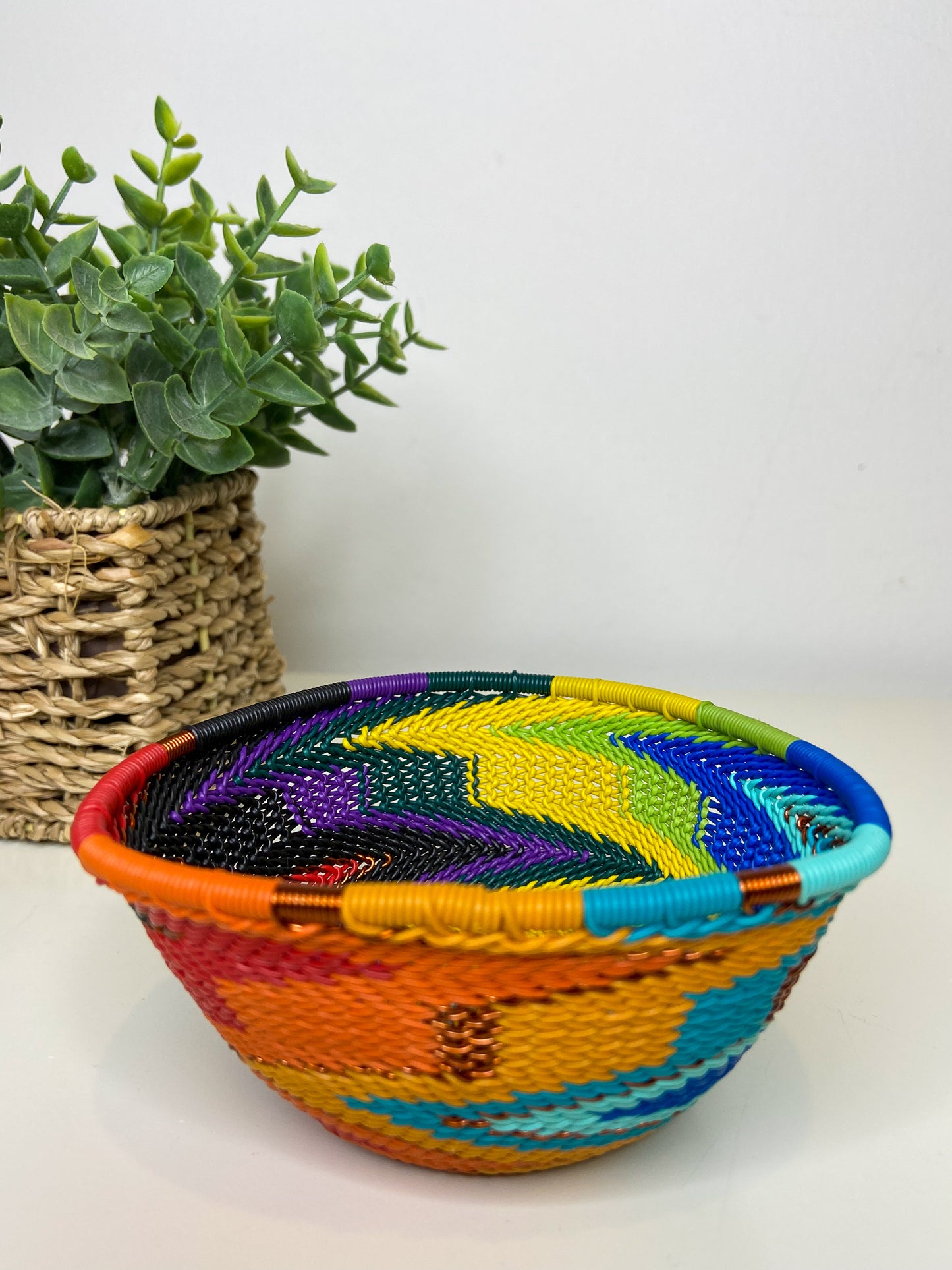 Small Triangle Bowl - Full Rainbow