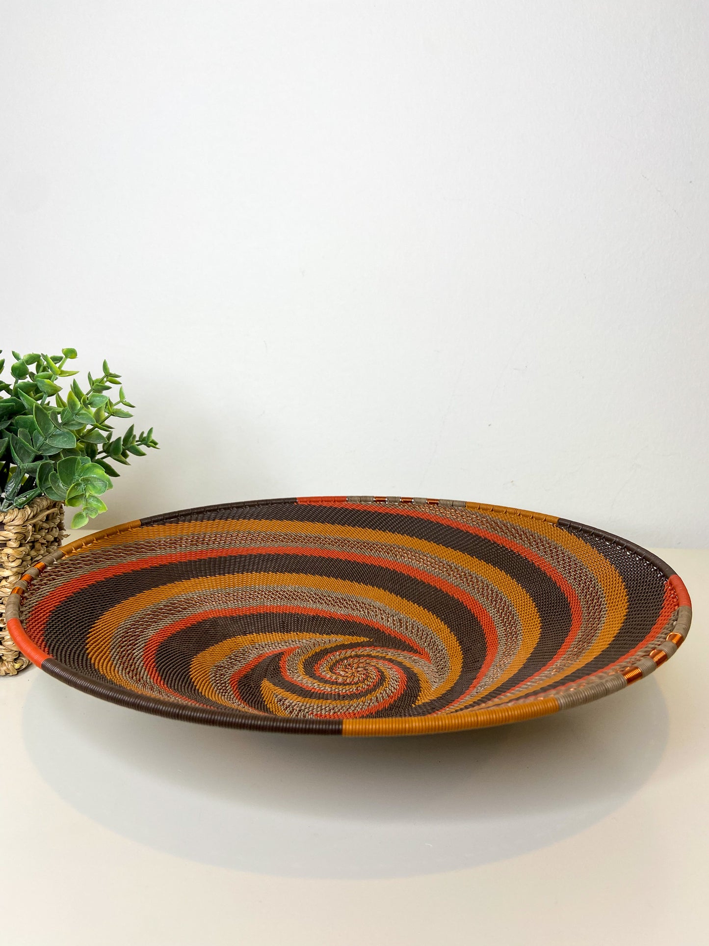 Large Open V Telephone Wire Plate - African Clay