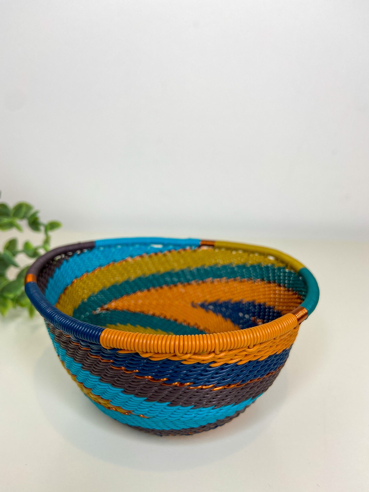 Small Triangle Bowl - Kingfisher