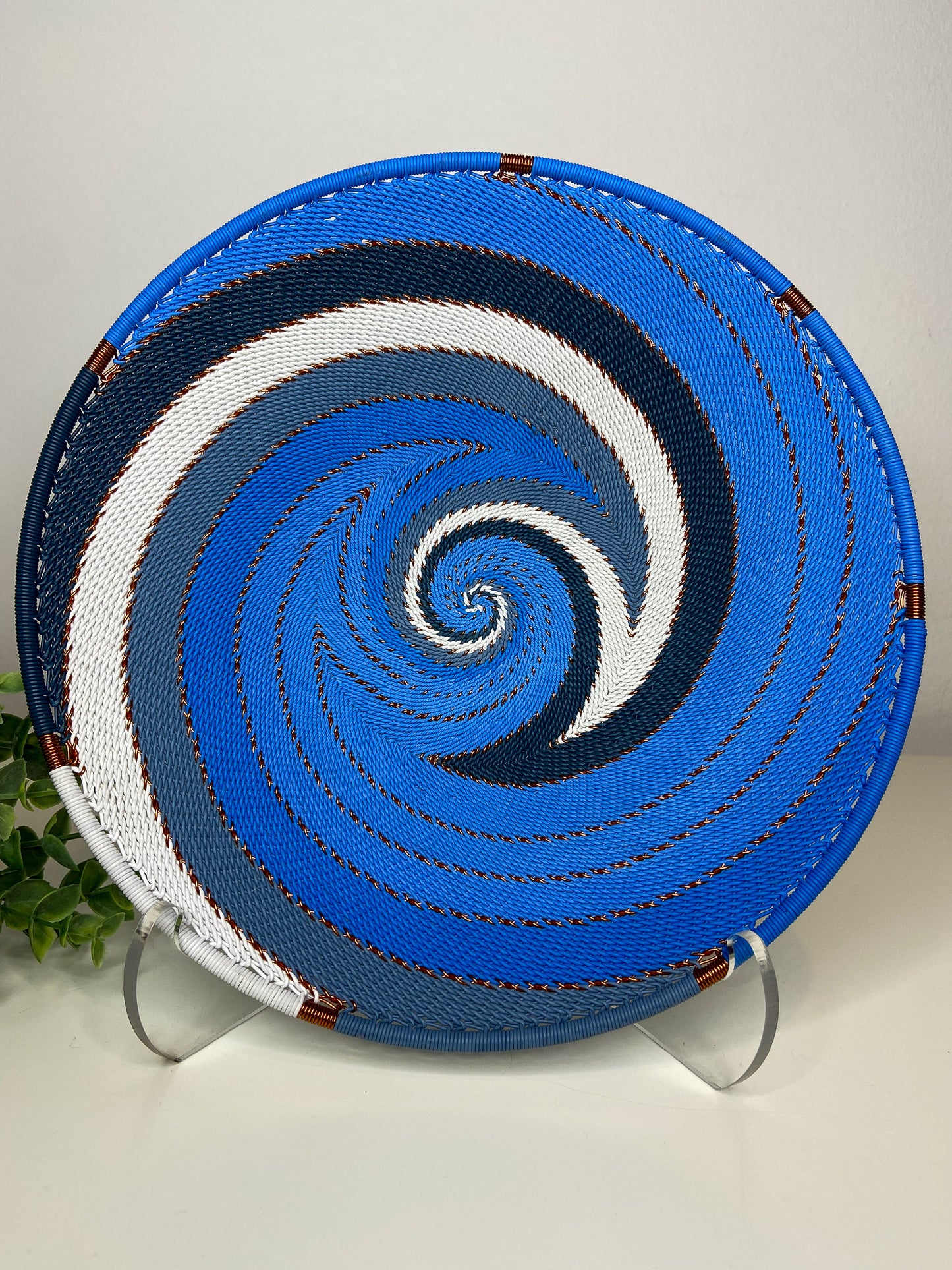 Medium Open V Telephone Wire Plate - African Sky