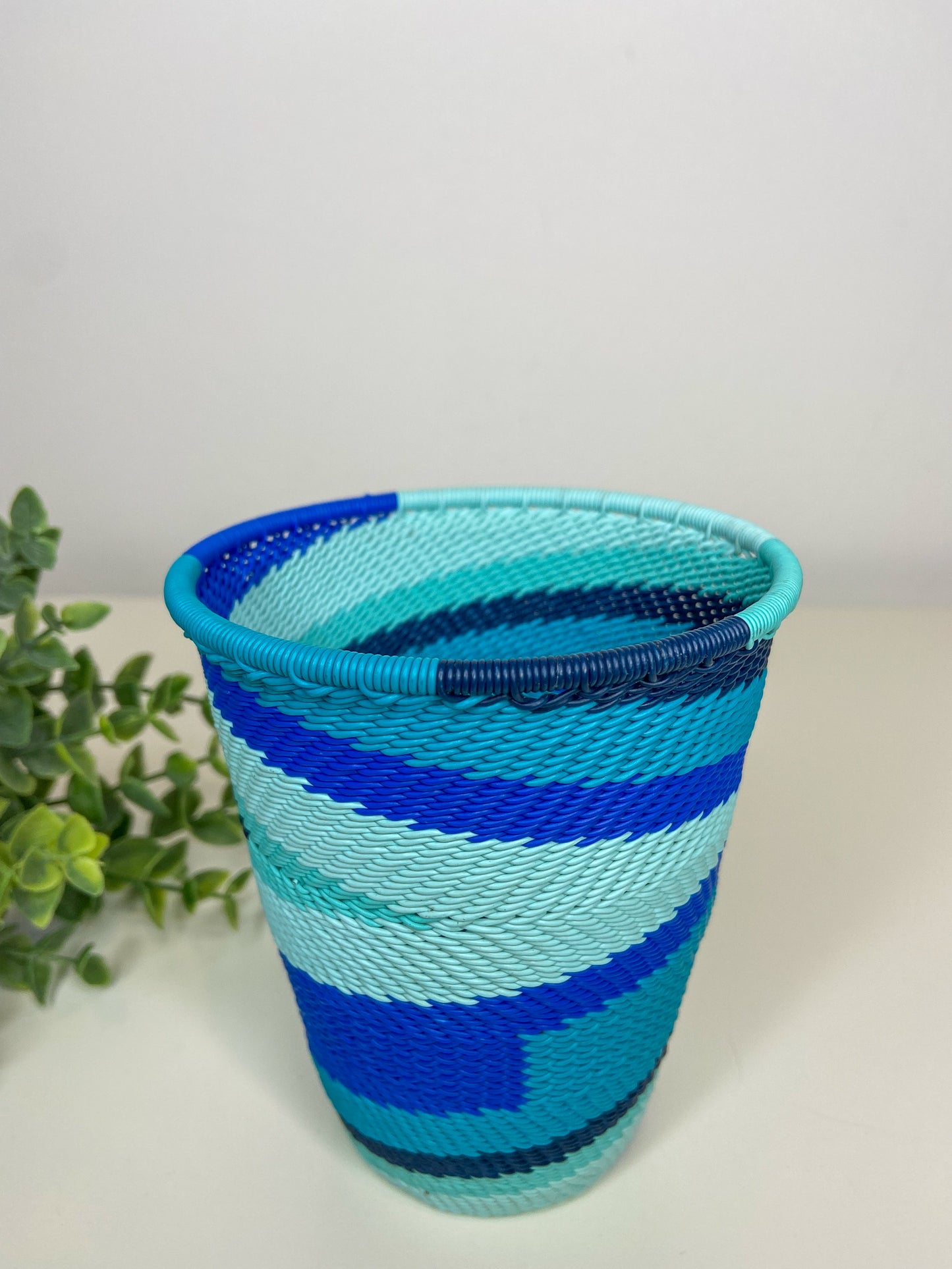 Telephone Wire Cup - African Ocean