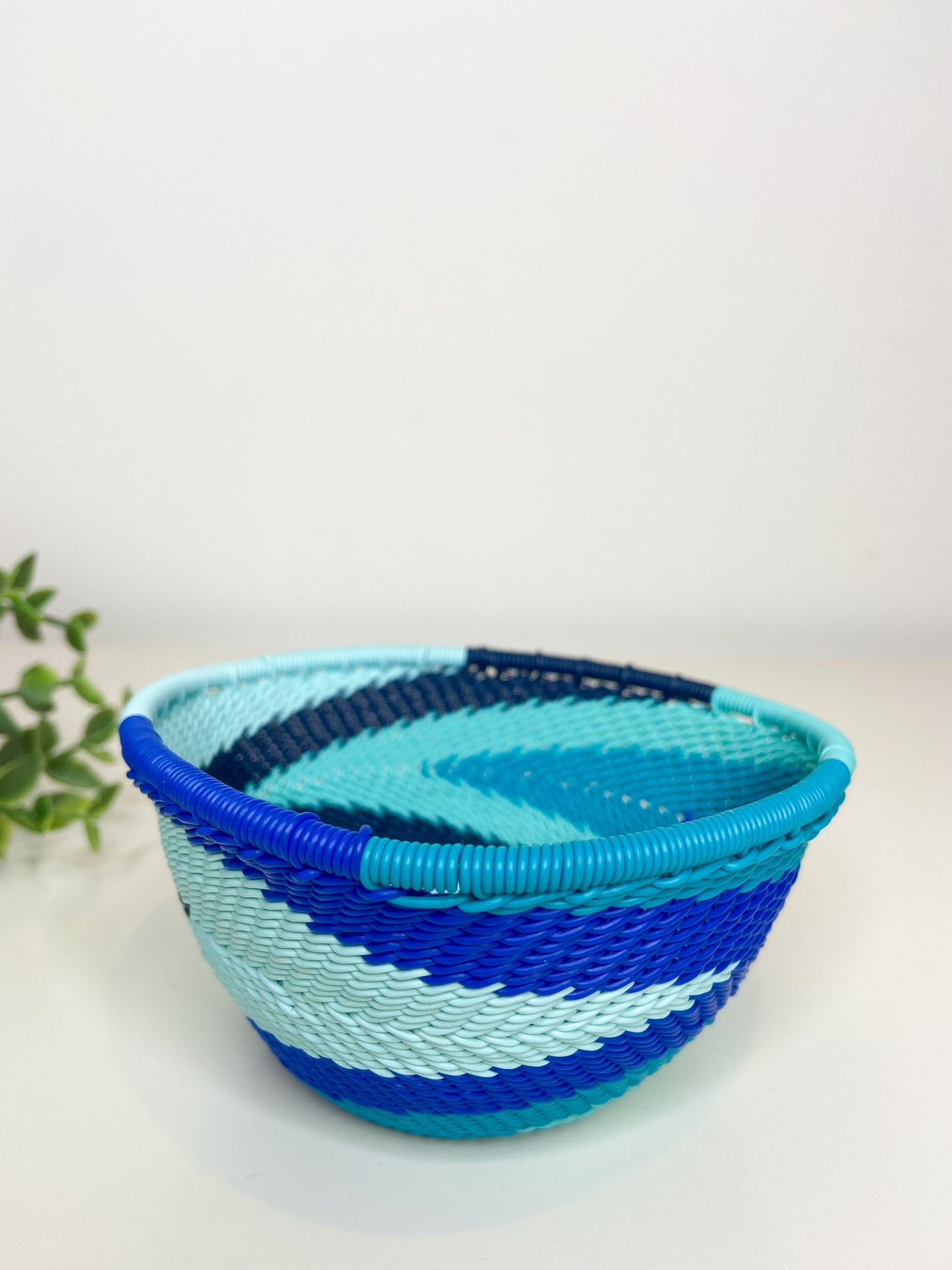 Small Triangle Bowl - African Ocean