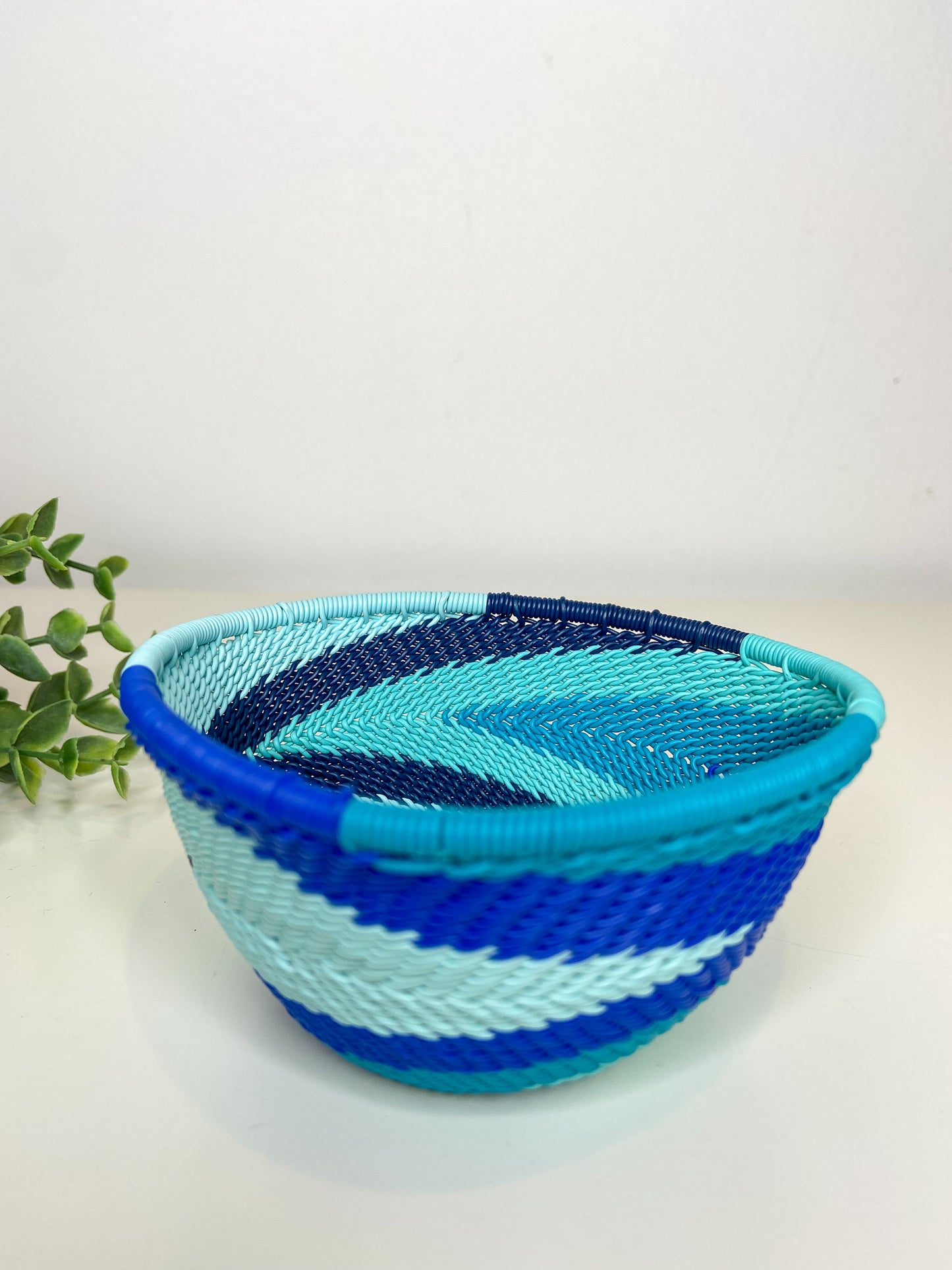 Small Triangle Bowl - African Ocean