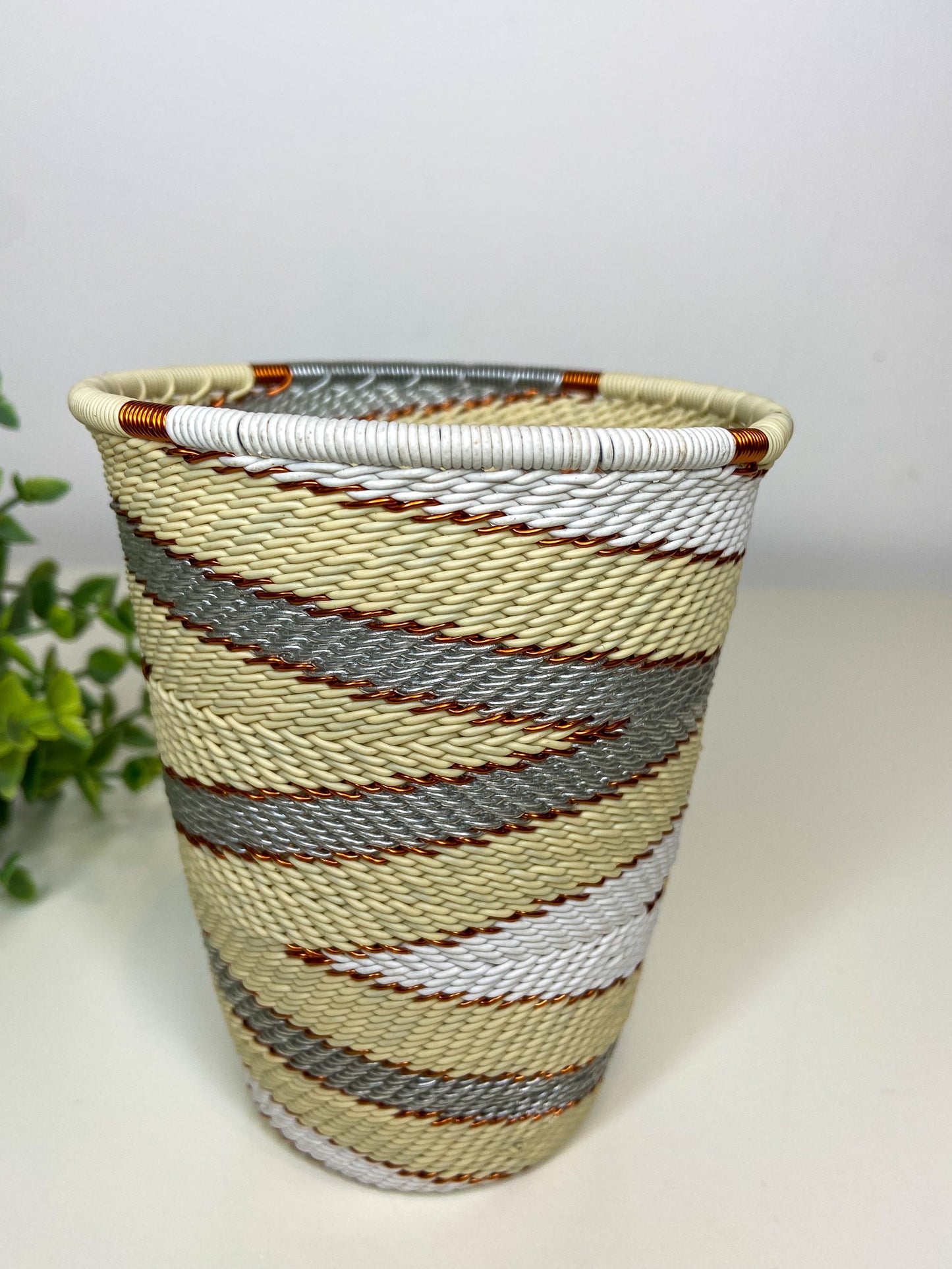 Telephone Wire Cup - African Ivory