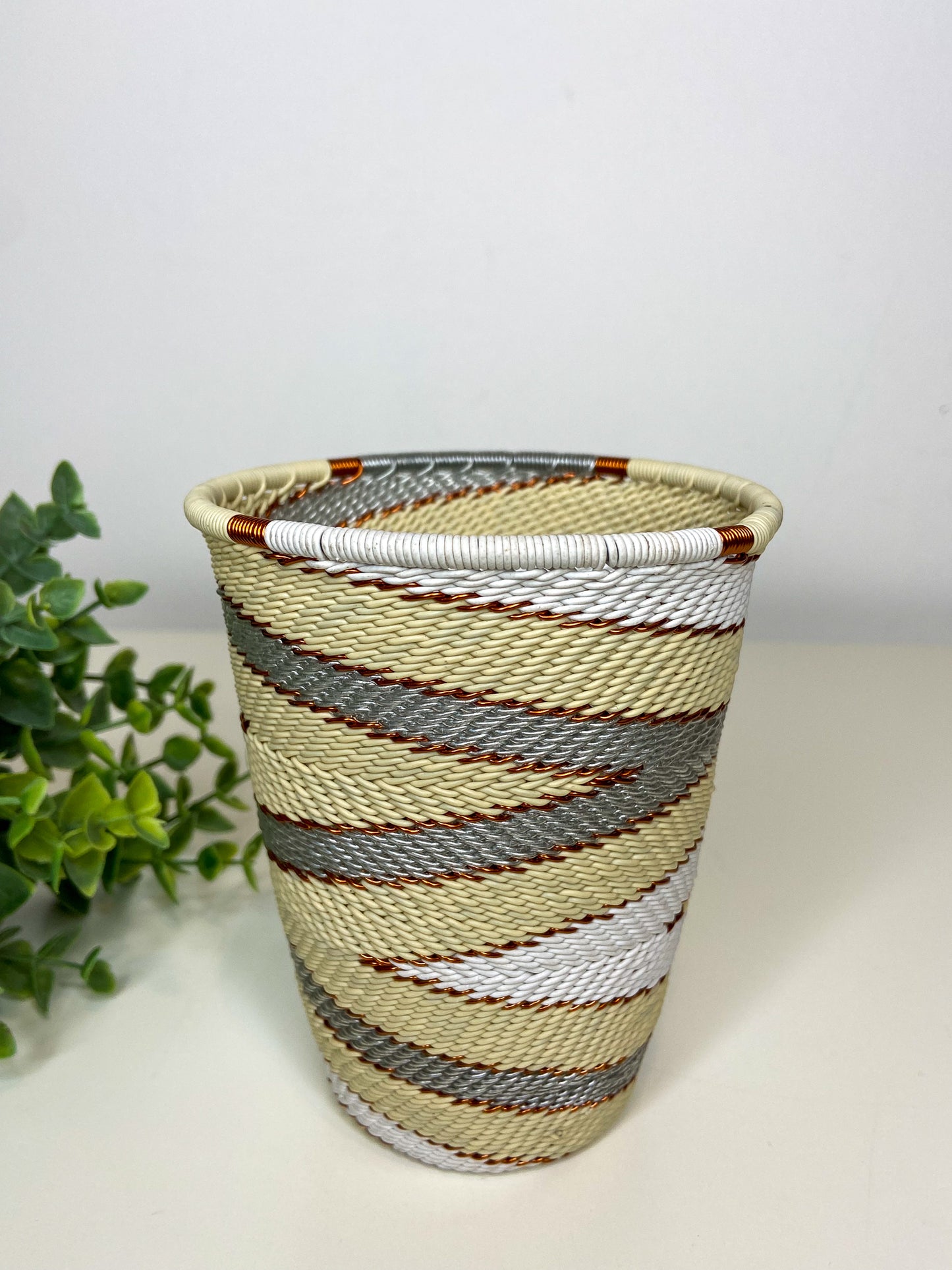Telephone Wire Cup - African Ivory