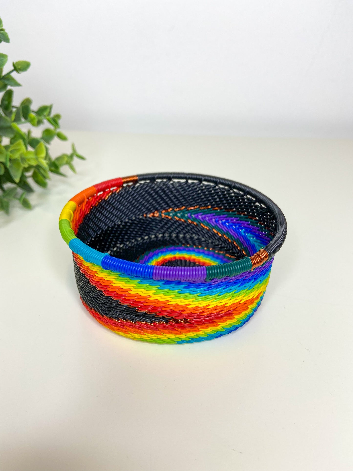 Tuna Tin - African Rainbow