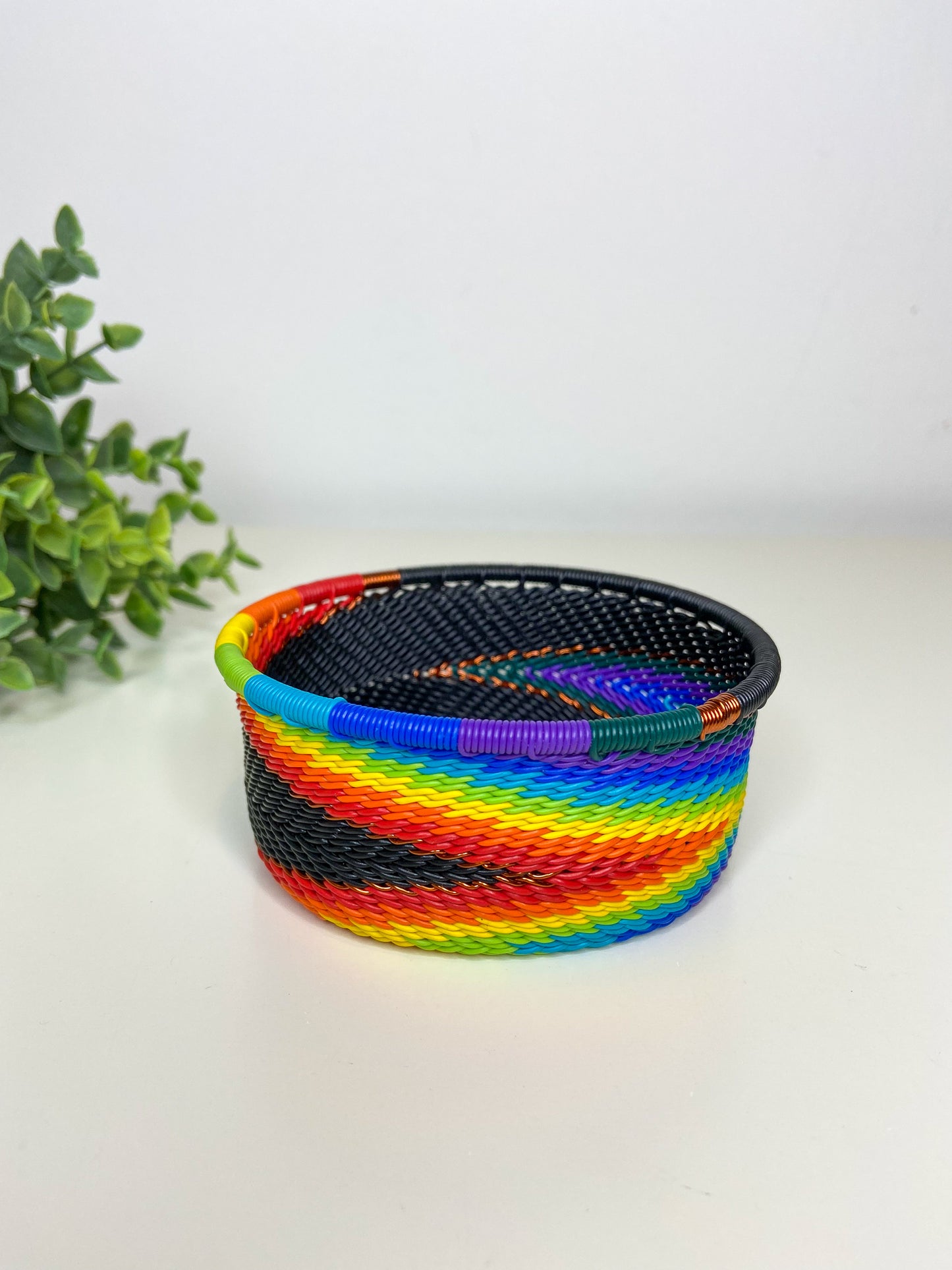 Tuna Tin - African Rainbow