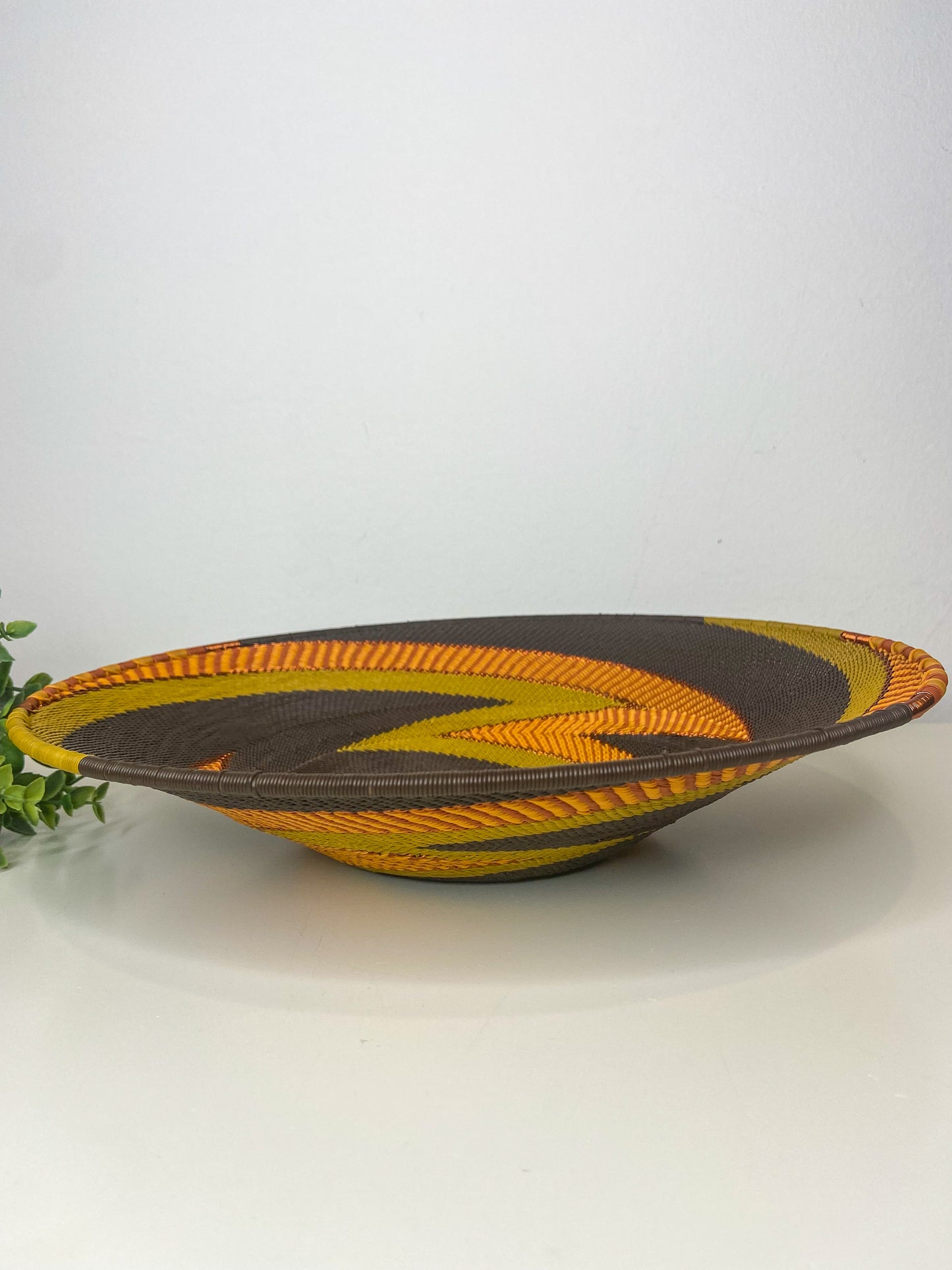 Medium Open V Telephone Wire Plate - African Earth