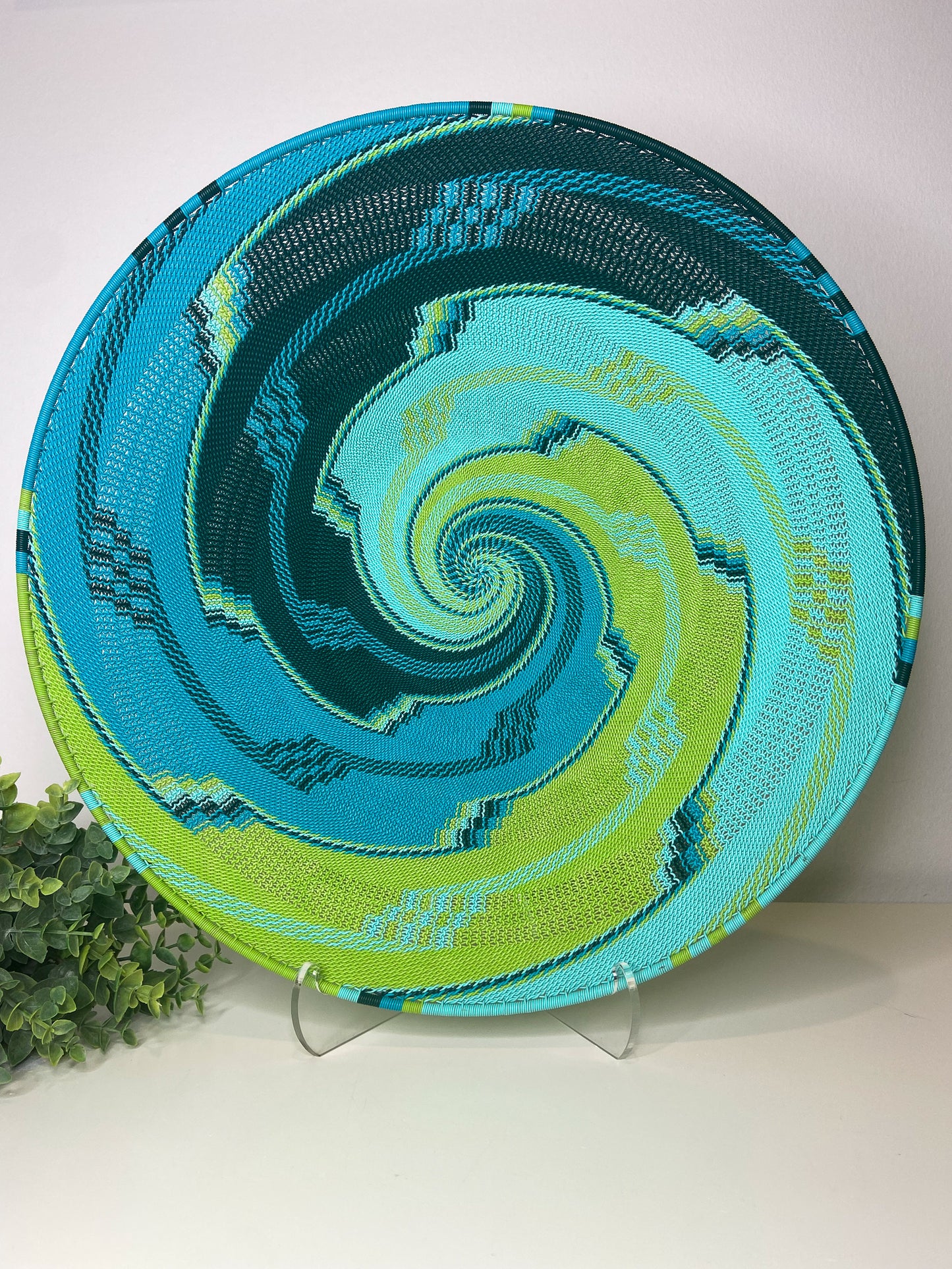 Extra Large Open V Telephone Wire Plate - African Spring
