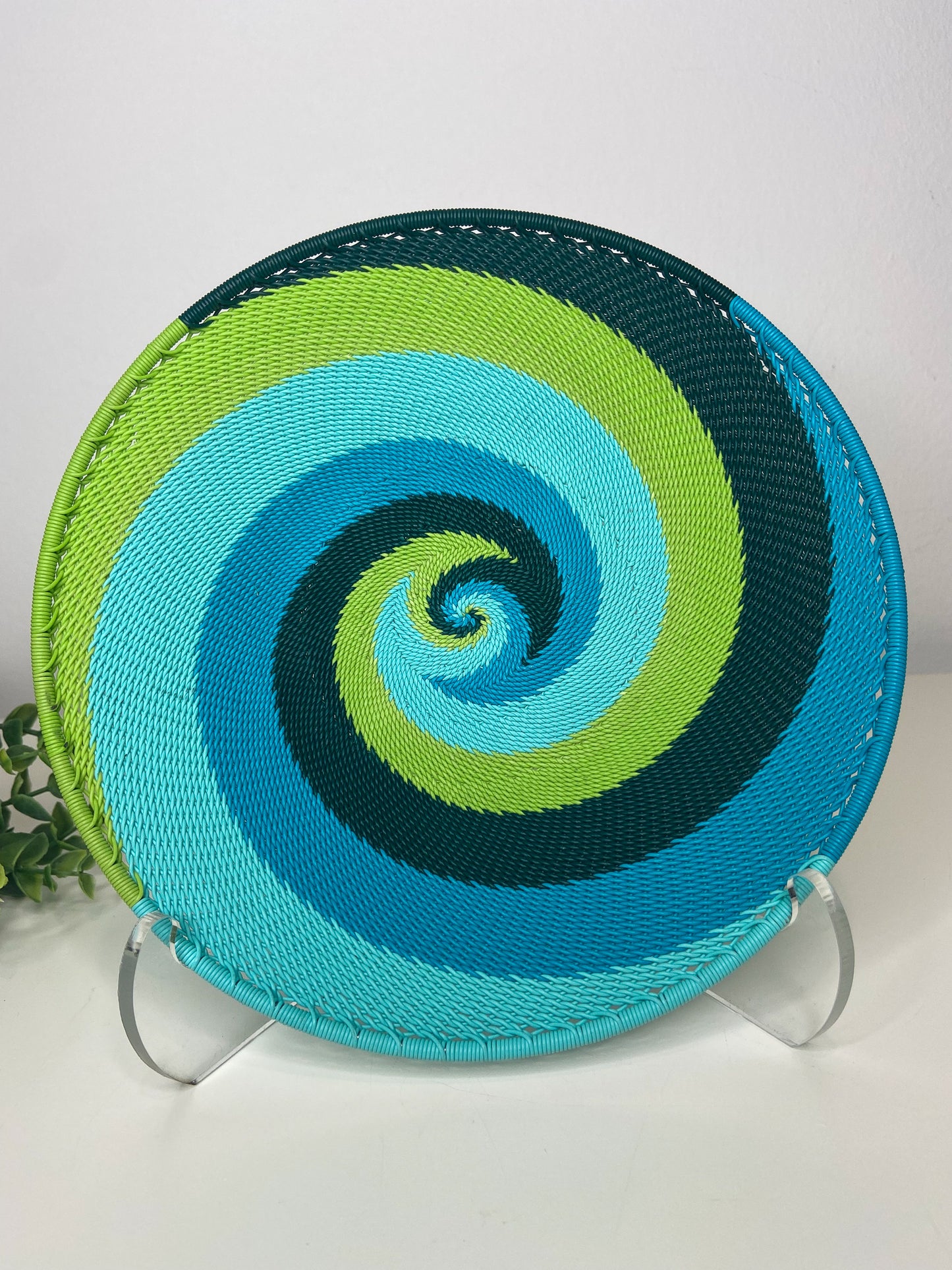 Small Open V Telephone Wire Plate - African Spring