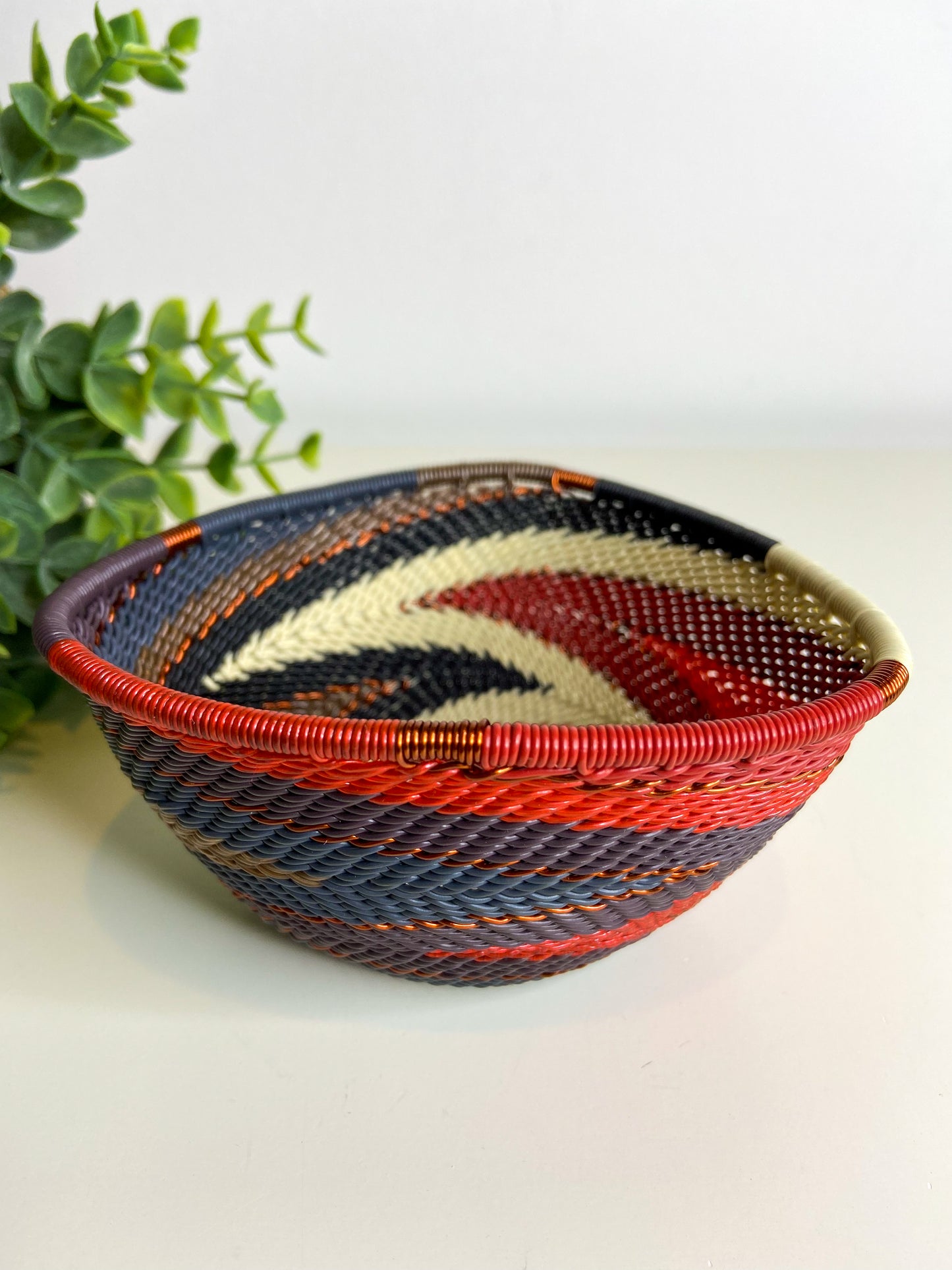 Small Triangle Bowl - Red Pepper