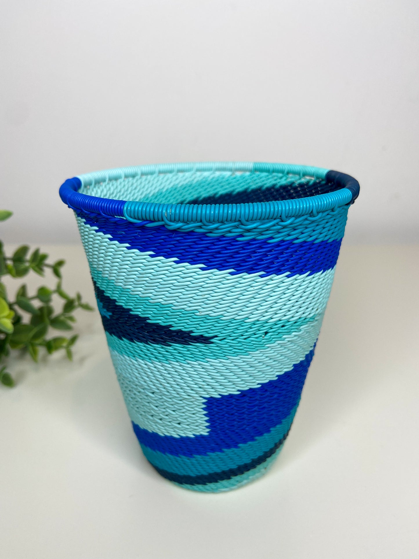 Telephone Wire Cup - African Ocean